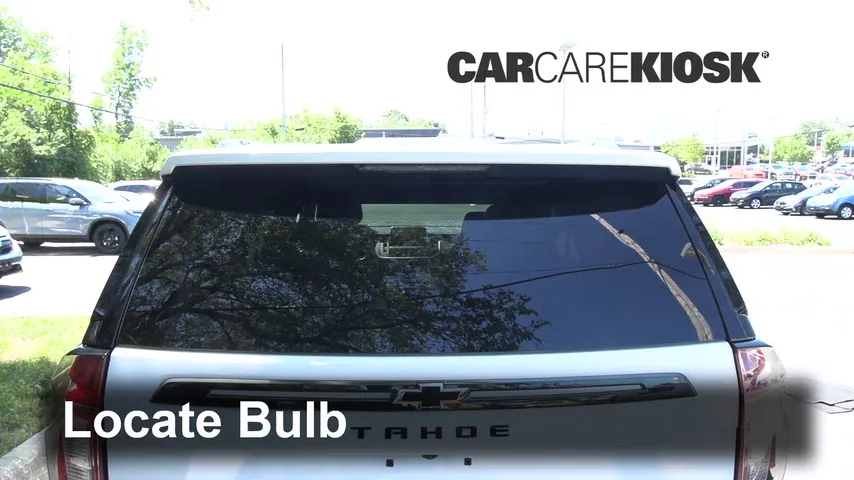 2021 Chevrolet Tahoe Z71 5.3L V8 Éclairage Feu de freinage central (remplacer l'ampoule)